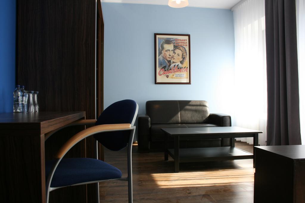 Hotel Opera Tarnowskie Góry Rum bild
